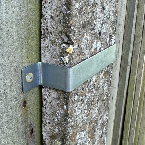 Fence panel security bracket - panel,